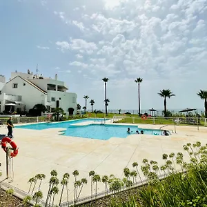 Sea Breeze Retreat - Golf Getaway Bahía de Casares